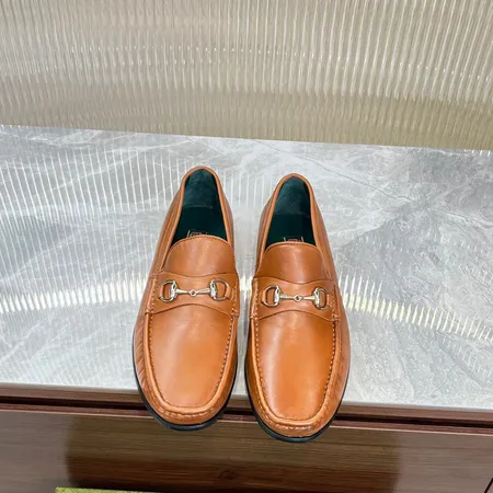 グッチ ビジネスシューズ