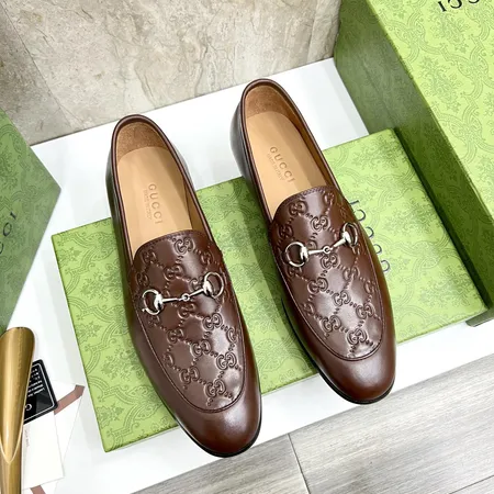 グッチ ビジネスシューズ