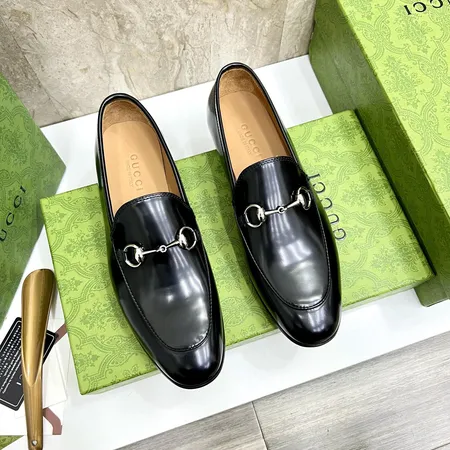 グッチ ビジネスシューズ