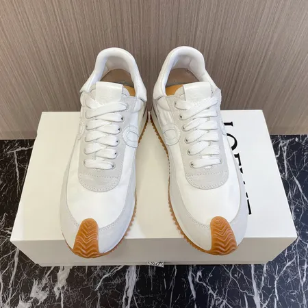 ロエベ カジュアルシューズ