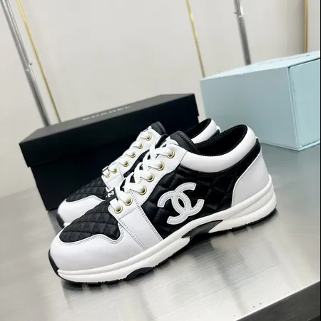 シャネル スニーカー