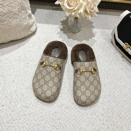 グッチ スリッパ