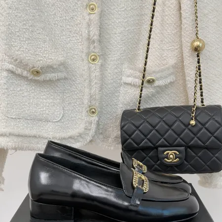 シャネル ビジネスシューズ