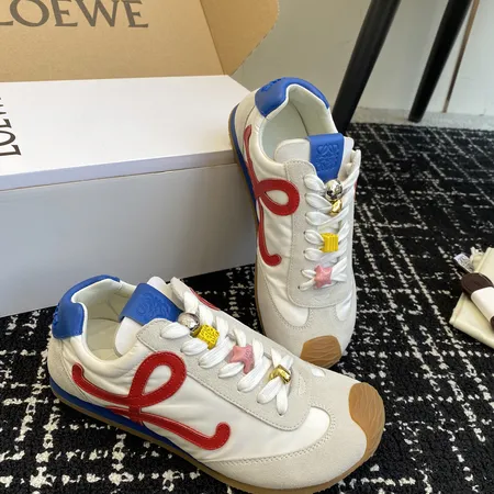 ロエベ カジュアルシューズ