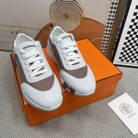 エルメス スニーカー