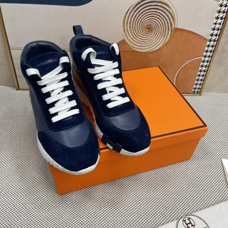 エルメス スニーカー