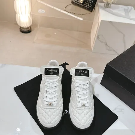 シャネル カジュアルシューズ