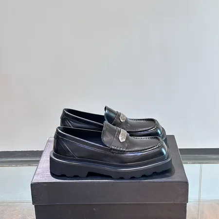 ドルチェ＆ガッバーナ ビジネスシューズ