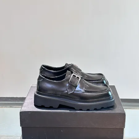 ドルチェ＆ガッバーナ ビジネスシューズ