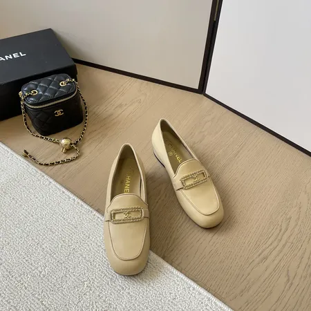 シャネル ビジネスシューズ