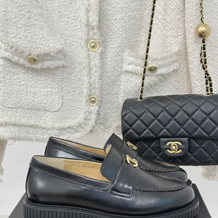 シャネル ビジネスシューズ