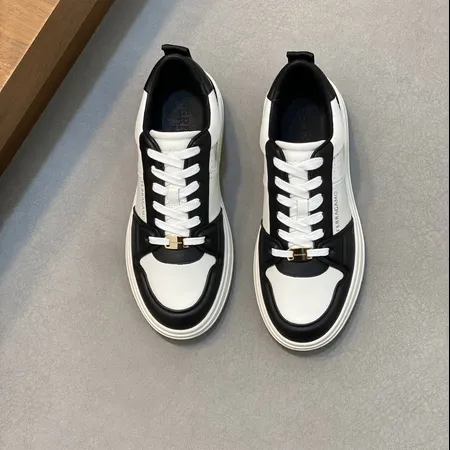 フェラガモ カジュアルシューズ