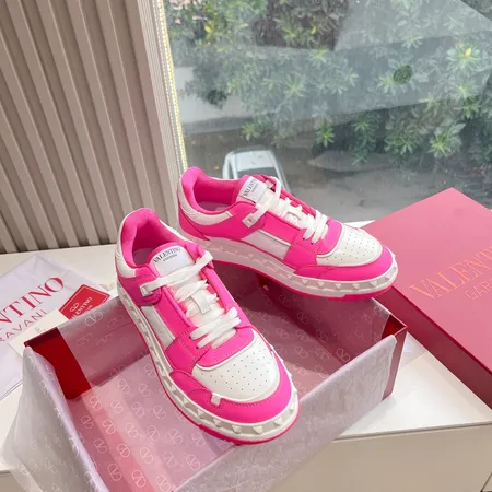 ヴァレンティノ カジュアルシューズ