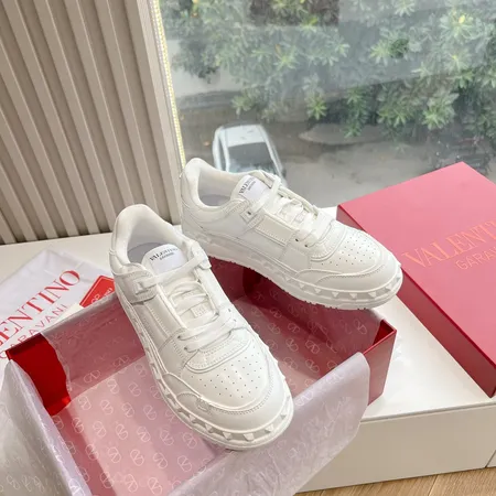 ヴァレンティノ カジュアルシューズ