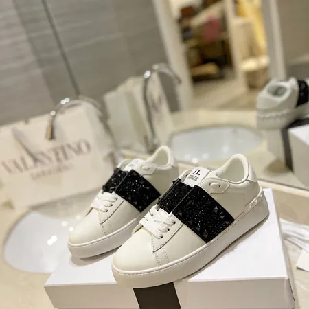 ヴァレンティノ カジュアルシューズ