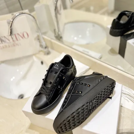 ヴァレンティノ カジュアルシューズ