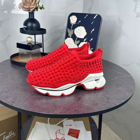 クリスチャン・ルブタン スニーカー