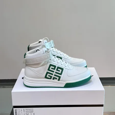 ジバンシィ スニーカー