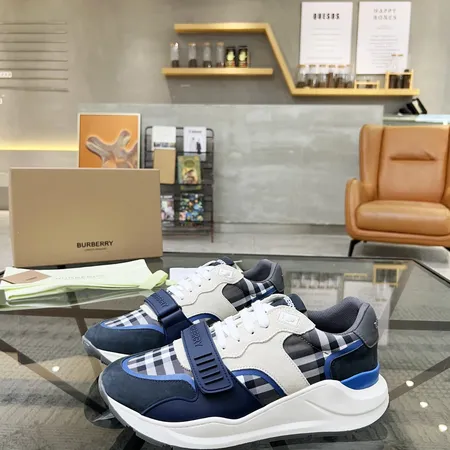 バーバリー ス スニーカー