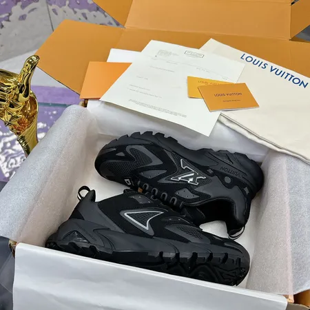 ルイヴィトン スニーカー