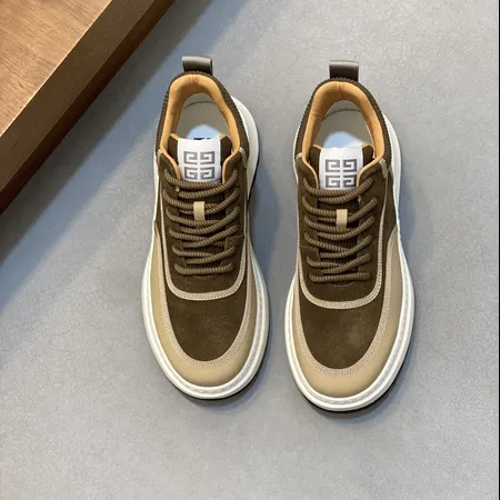 ジバンシィ スニーカー