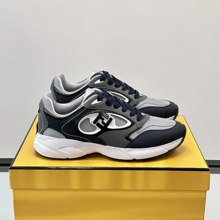 フェンディ スニーカー