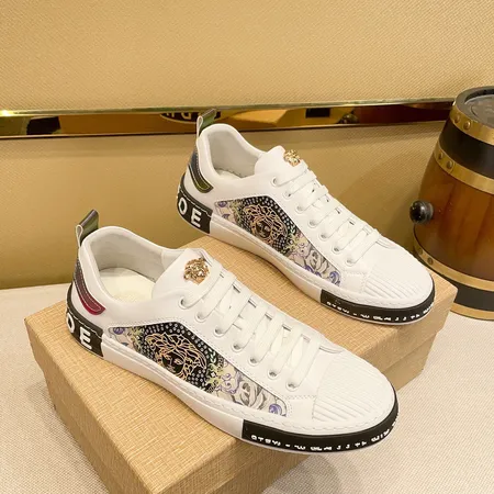 ヴェルサーチ カジュアルシューズ