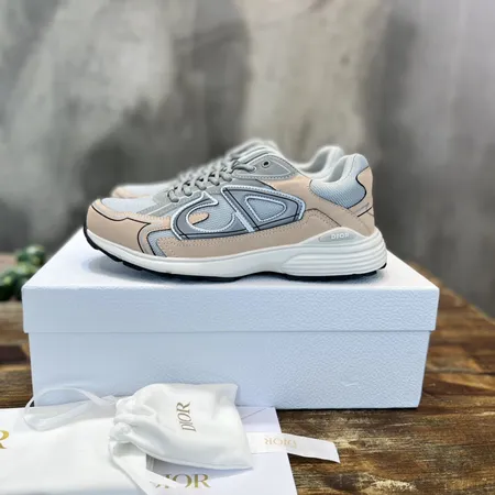 ディオール スニーカー