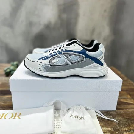 ディオール スニーカー