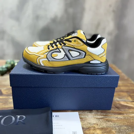 ディオール スニーカー