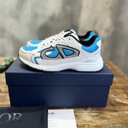 ディオール スニーカー