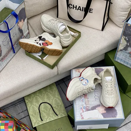 グッチ スニーカー