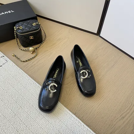 シャネル ビジネスシューズ