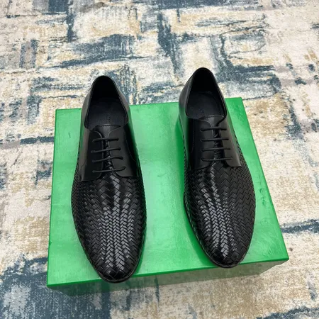 ボッテガ ヴェネタ ビジネスシューズ