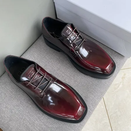 ジバンシィ ビジネスシューズ