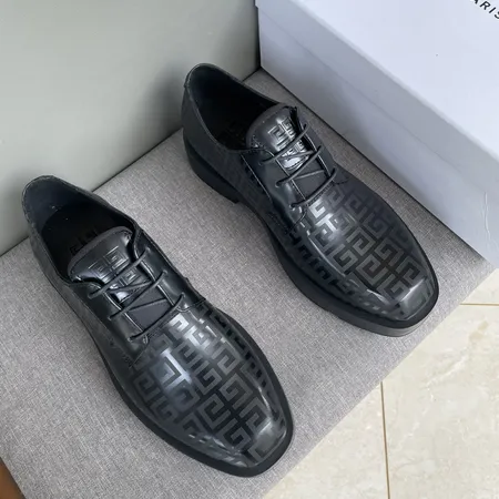 ジバンシィ ビジネスシューズ