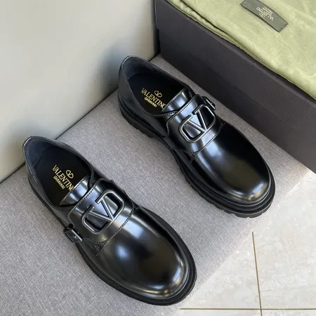 ヴァレンティノ ビジネスシューズ