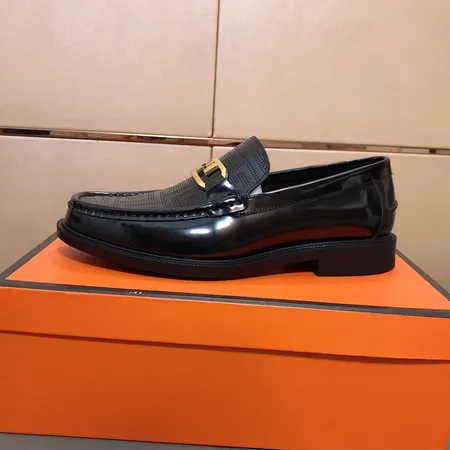 フェンディ ビジネスシューズ