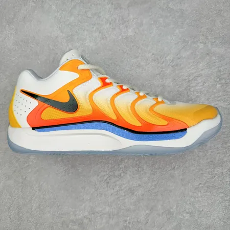 ナイキ スニーカー