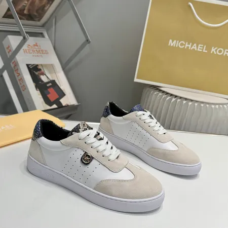 マイケルコース カジュアルシューズ