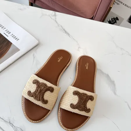 セリーヌ スリッパ