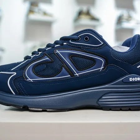 ディオール スニーカー