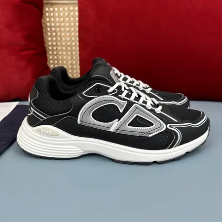 ディオール スニーカー