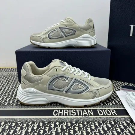 ディオール スニーカー