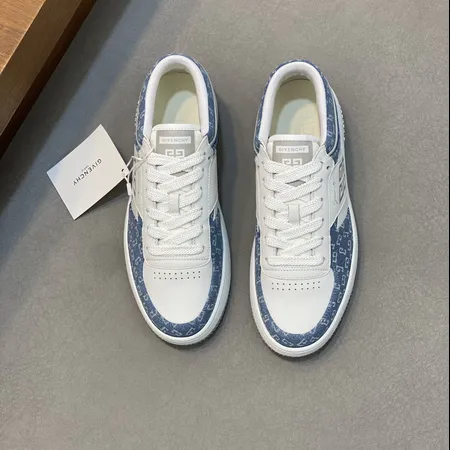 ジバンシィ カジュアルシューズ