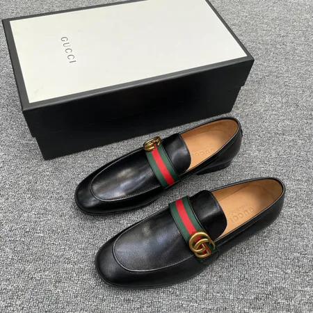 グッチ ビジネスシューズ