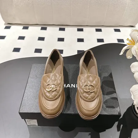 シャネル ビジネスシューズ