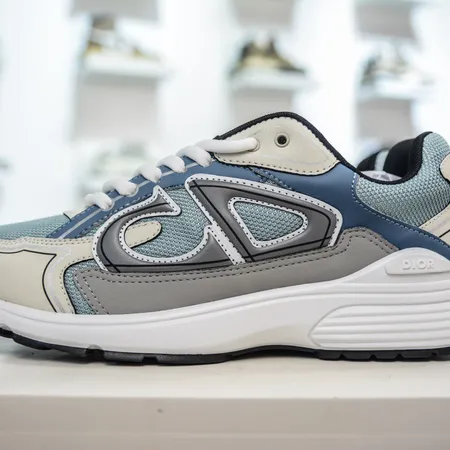 ディオール スニーカー