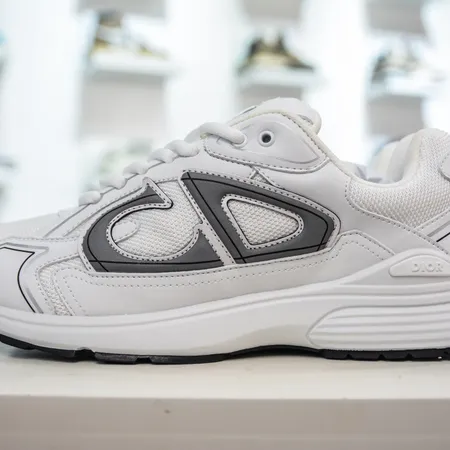 ディオール スニーカー