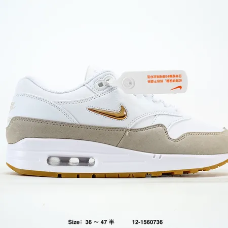 ナイキ スニーカー